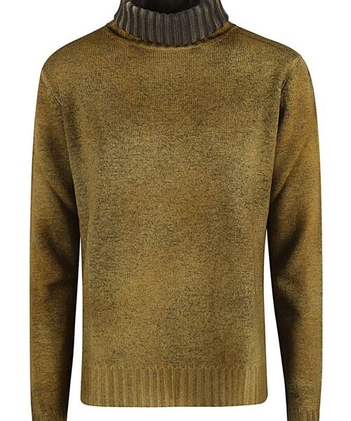 WOOL AND CASHMERE BLEND TURTLENECK SWEATER
